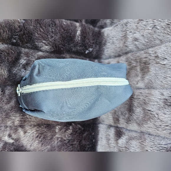 Salvatore Ferragamo Perfume/cosmetics pouch 👝 - Picture 8 of 16